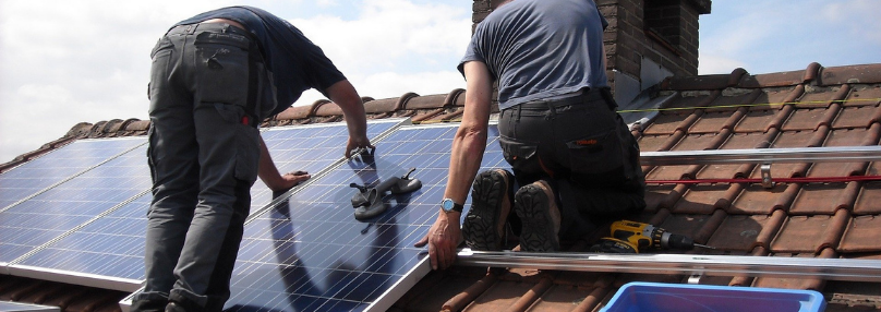 Zonnepanelen? Vergeet het de verzekeraar niet te melden!